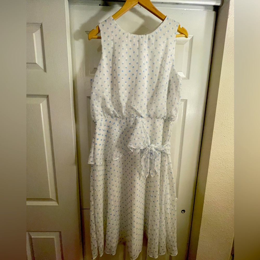 Gabby Skye, size 14 midi dress, cream/baby blue polka dots
